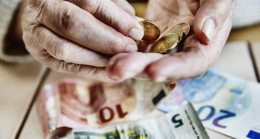 EMEKLİ AYLIKLARI 1000 EURO’DA 60 EURO ARTACAK