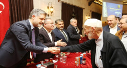 ÖNEN, URFA EŞRAFI İLE BİR ARAYA GELDİ