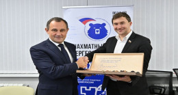 “Birleşik Rusya”, Moskova bölgesi Reutov’da Sergei Karyakin’in satranç kulübünü açtı