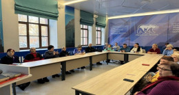 В Иркутске при поддержке «Единой России» для старшего поколения организовали лекцию о телефонном мошенничестве