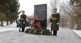 «Единая Россия» поздравила Героев всех поколений с Днём Героев Отечества