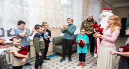 Birleşik Rusya, Lugansk Halk Cumhuriyeti’nde yeni yıl partileri düzenledi