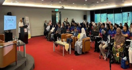 Azərbaycan yazıçılarının antologiyası Malayziyada kitab forumunda təqdim olunub