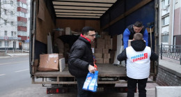 “Birleşik Rusya” ve “Genç Muhafızlar” Kuzey Askeri Bölge bölgesi ve sınır bölgelerine beş tondan fazla insani yardım ulaştırdı
