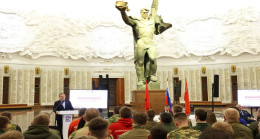 Vladimir Yakushev: Öğrenciler – SVO katılımcılarının çocukların ve gençlerin yetiştirilmesinde yer almaları gerekiyor