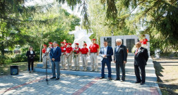 Voronej bölgesinde Birleşik Rusya aktivistleri, II. Dünya Savaşı’nın son savaşına katılan bir kişinin anısını onurlandırdı