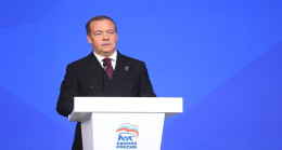 Dmitri Medvedev: Birleşik Rusya, belediye düzeyinde temsil açısından Rus partileri arasında tartışmasız lider