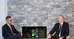 İlham Aliyev, Davos’ta Finlandiya Cumhurbaşkanı ile görüştü
