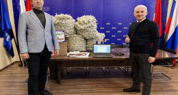 Генераторы, ноутбуки, стройматериалы, тепловые пушки, продукты: «Единая Россия» поддерживает бойцов СВО на передовой