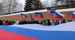 В День признания независимости ДНР и ЛНР «Молодая Гвардия Единой России» провела патриотические акции у посольств США и Великобритании
