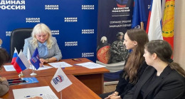 Вопросы здравоохранения и поддержки абитуриентов: «Единая Россия» провела общественные приёмы жителей регионов