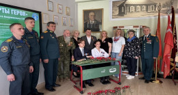 При поддержке «Единой России» в регионах открыли Парты Героя в память о бойцах СВО