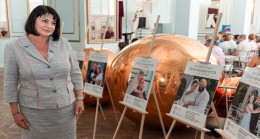 При поддержке депутатов «Единой России» в Севастополе открылась фотовыставка о семейных ценностях