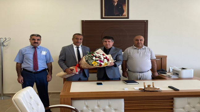 Şanlıurfa Orman Bölge Müdür Yardımcılığı görevine atanan Ruşen UYANIKOĞLU, yeni vazifesine başladı.