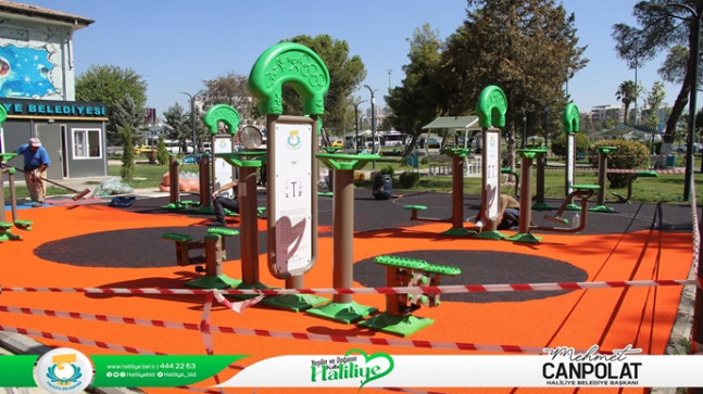 HALİLİYE’DE PARKLARDA SONBAHAR HAZIRLIĞI