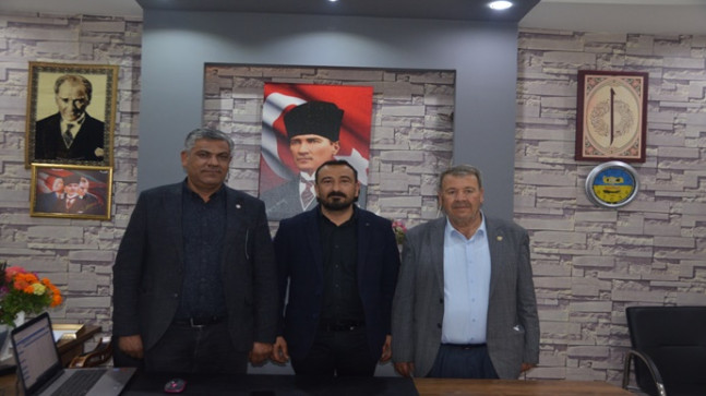 BAŞKAN TOPGAÇ VE BAŞKAN AKGÜN` DEN BAŞKAN YILDIRIM `A HAYIRLI OLSUN ZİYARETİ