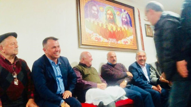 BEKİR AYAZ CEMEVİ’NDE CEME KATILDI