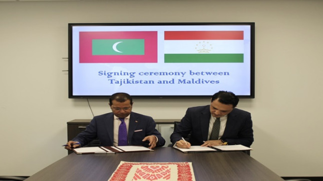 The signing ceremony of the Agreement on the exemption of visa requirements between Tajikistan and Maldives