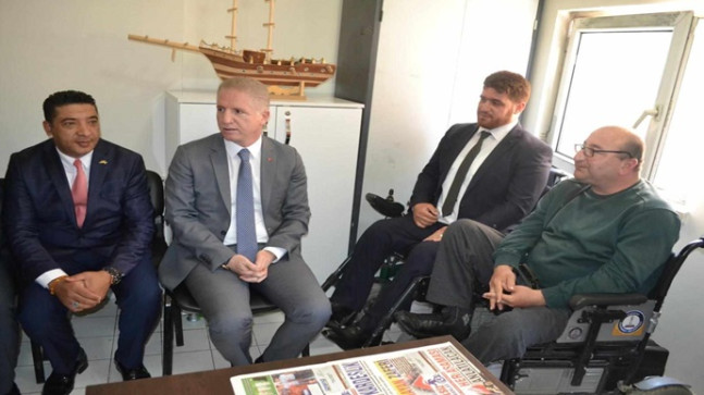 DENKAD (DÜNYA ENGELSİZ KAHRAMANLAR DERNEĞİ ) VE TESHİDER (TÜM TEMİZLİK SEKTÖRLERİ HİZMETLERİ ) DERNEK BAŞKANI AYNI ZAMAN DA ARENA VE SANAT TEMİZLİK İLAÇLAMA ŞİRKETLERİ YÖNETİM KURULU BAŞKANI OSMAN GÜLAÇTI`DAN DÜNYA ENGELLİLER GÜNÜ MESAJI