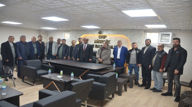 CHP BİRECİK İLÇE BAŞKANI HASAN KURT BAŞKANLIĞINDA İLK YÖNETİM KURULU TOPLANTISI YAPILDI