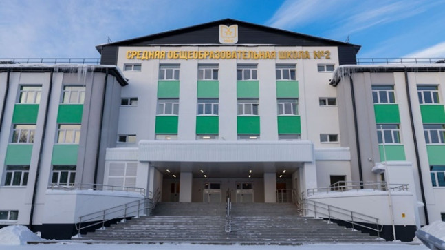 Halkın “Birleşik Rusya” programına göre Yugorsk’ta yenilenmiş bir okul açıldı