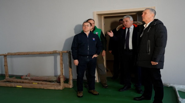 Vladimir Yakushev, Genichesk sanatoryum yatılı okulundaki çalışmaların ilerleyişini değerlendirdi