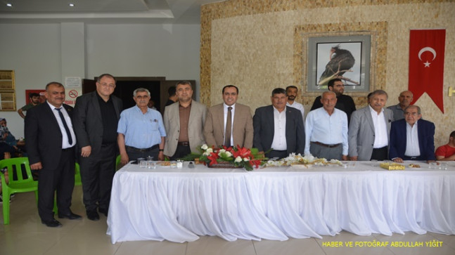 BİRECİK BELEDİYESİ VE AK PARTİ BİRECİK İLÇE BAŞKANLIĞI BAYRAMLAŞMA PROGRAMINA YOĞUN İLGİ