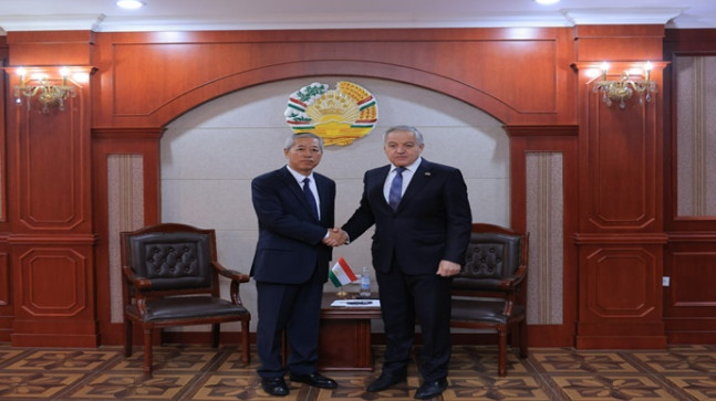 Meeting of the Minister with the Ambassador of China