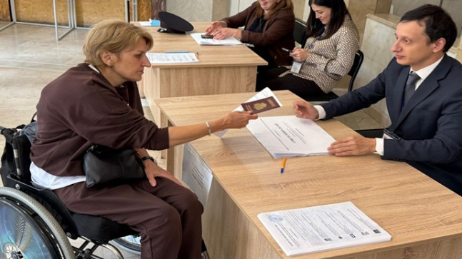 Активисты «Единой России» проверили избирательные участки в Махачкале на доступность для маломобильных граждан
