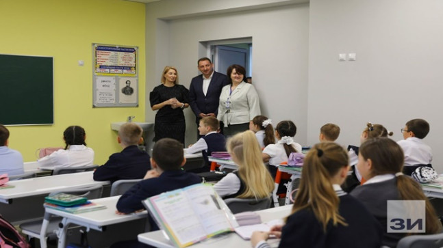 Lipetsk Oblastı’na bağlı Dankov’da bir lise, Birleşik Rusya halk programı kapsamında yenilendi