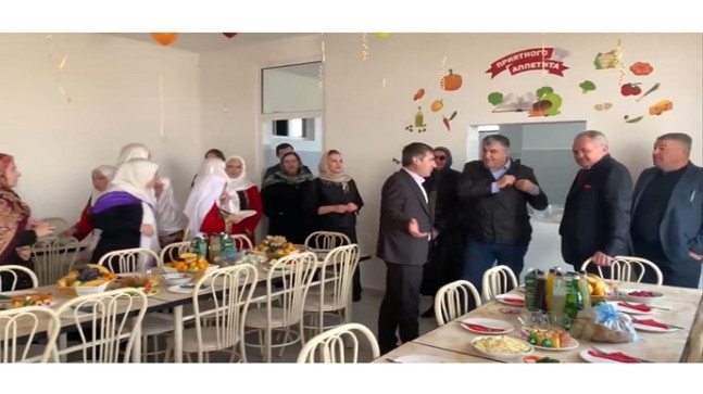 Birleşik Rusya Halk Programı kapsamında Dağıstan’daki kırsal okullarda yenilenmiş bir yemekhane hizmete açıldı