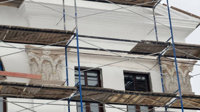 Kazan’da, Birleşik Rusya’nın desteğiyle, Çocuk Yaratıcılığı Sarayı’nın cephesindeki tarihi unsurlar restore edildi
