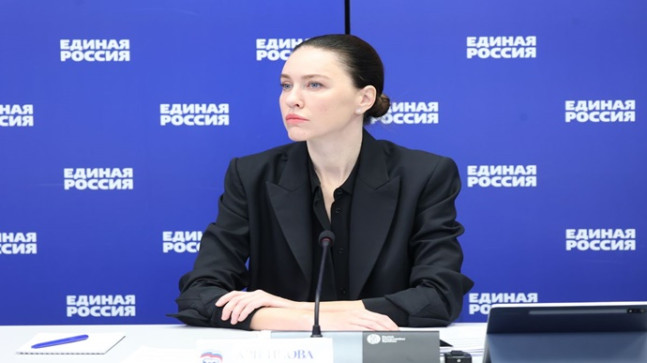 Alena Arshinova: Birleşik Rusya’nın desteğiyle 30.000 Kahraman Masası açıldı