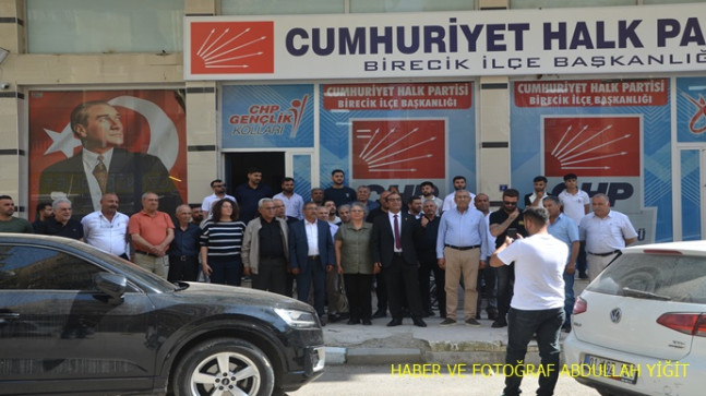 CHP BİRECİK İLÇE BAŞKANI HASAN KURT BAŞKANLIĞINDA BAYRAMLAŞMA PROGRAMI YAPILDI