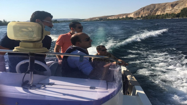 Kaymakamımız Duman beraberindekiler Fırat Nehri ve etrafının güvenlik ve risk durumunu yerinde müşahade etti