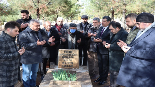 ABDULLAH BALAK MEZARI BAŞINDA ANILDI