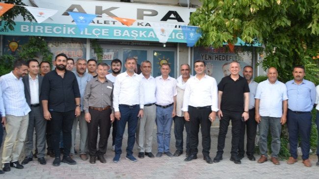 MİLLETVEKİLİ CEVHERİ VE İL BAŞKANI KIRIKCI `DAN AK PARTİ BİRECİK İLÇE BAŞKANI HALİL YAVUZ `A ZİYARET