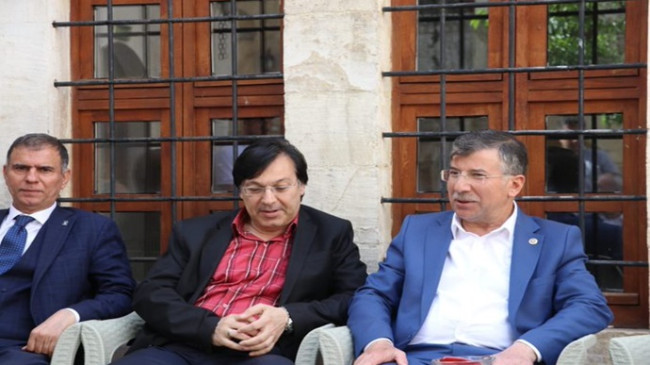 CEVHERİ VATANDAŞLARIN BAYRAMINI KUTLADI