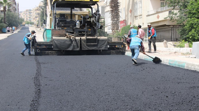 HALİLİYE BELEDİYESİNDEN SICAK ASFALT ATAĞI
