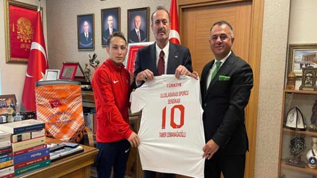 US-SEN Başkanı Bekir Ayaz, MHP Genel Sekreter Yardımcısı Osman Ağaoğlu’nu Ziyaret Etti