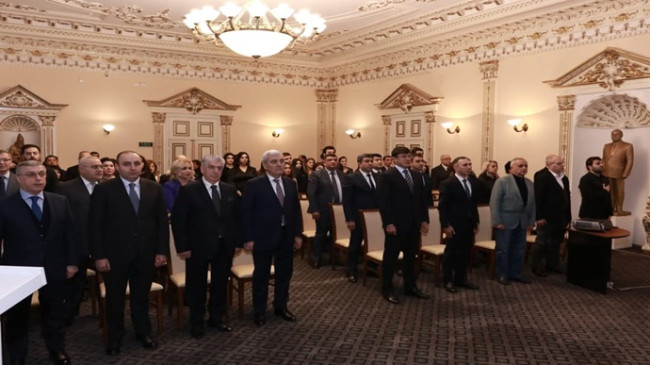 Dövlət Komitəsində Ulu Öndər Heydər ɏliyevin xatirəsi anısı