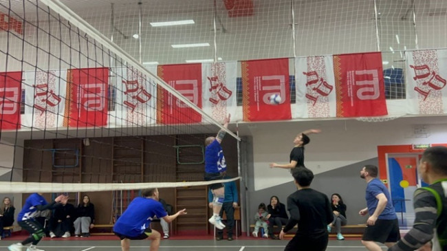 Anadyr’de Birleşik Rusya dostluk voleybol turnuvası düzenledi
