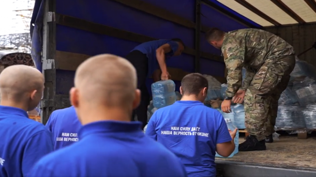 Birleşik Rusya, Donbass sakinlerine su ulaştırıyor
