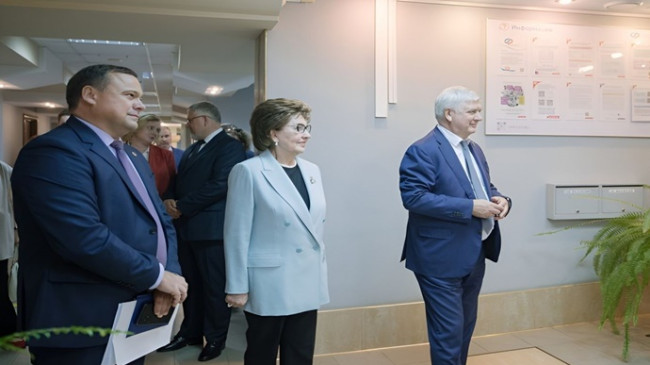 Birleşik Rusya, Voronej’de yaşlı vatandaşlar için iletişim merkezlerinin geliştirilmesine yardımcı olacak