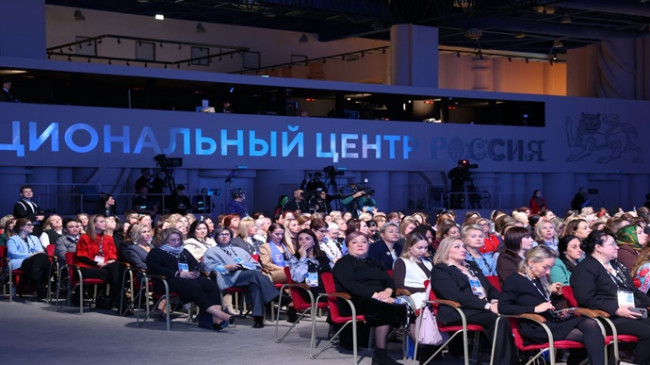 Евгений Ревенко: «Единая Россия» — это эффективный инструмент, позволяющий женщинам приходить во власть