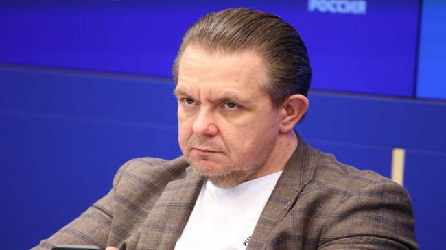 Aleksandr Asafov: 2026 seçimlerinde Birleşik Rusya gözlemcilerinin sayısı 100 bini aşabilir