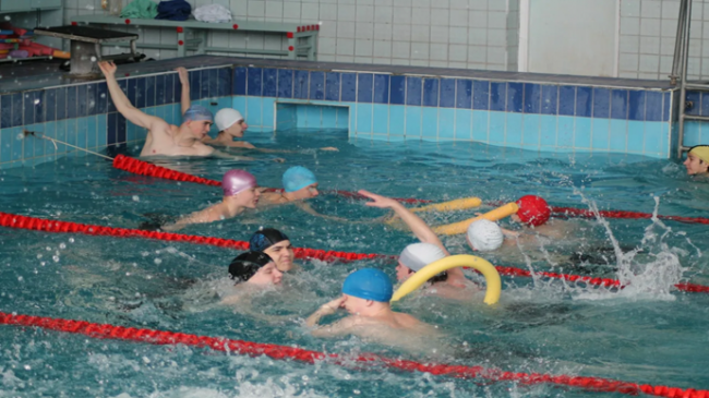 Nizhny Novgorod bölgesinde, Birleşik Rusya destekçileri “Rusya’nın Gücü” maratonu için etkinlikler düzenledi
