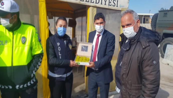 HÜSEYİN KIRAN `DAN POLİS GÜNÜNDE POLİSLERE ANLAMLI ZİYARET