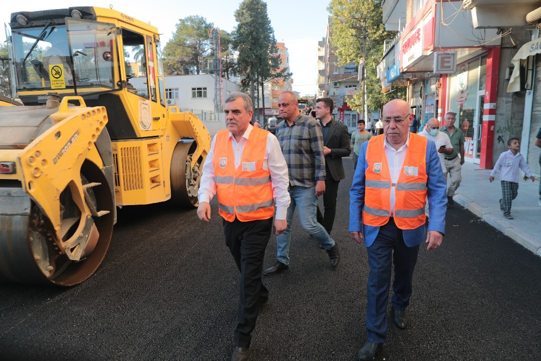 BİRECİK BAŞKAN BEYAZGÜL’ÜN HİZMETLERİYLE DEĞİŞİMİ YAŞIYOR