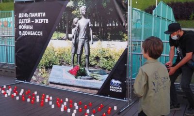 В Перми активисты «Единой России» и «Молодой Гвардии» зажгли свечи в память о детях, погибших в Донбассе